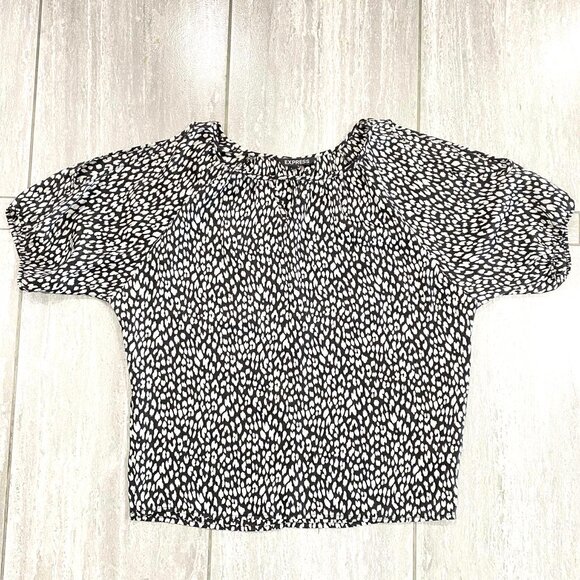 Express Women's Black and White Relaxed Fit Cold Shoulder Blouse Top Size XS/TP - Picture 8 of 9